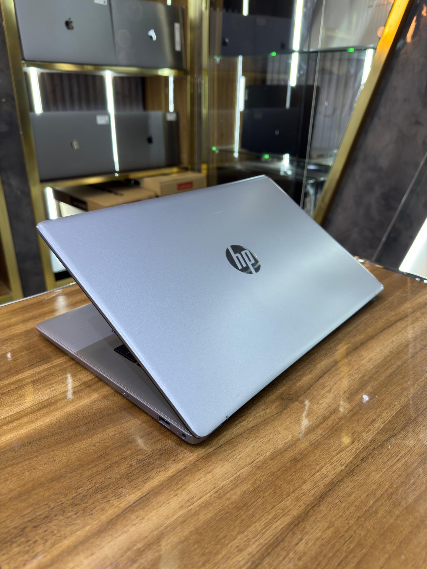 Hp 470 17pouces G10 Notebook PC GAMING Pc